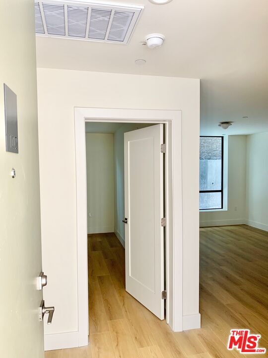Foto del edificio - 1822 Overland Ave