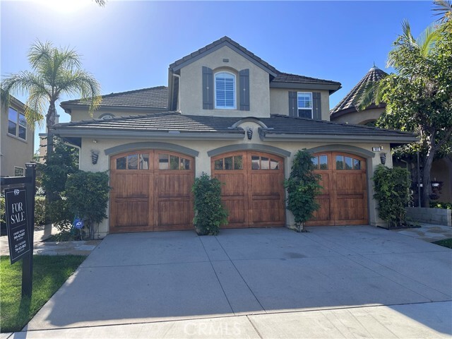 Primary Photo - 1012 Underhill Dr