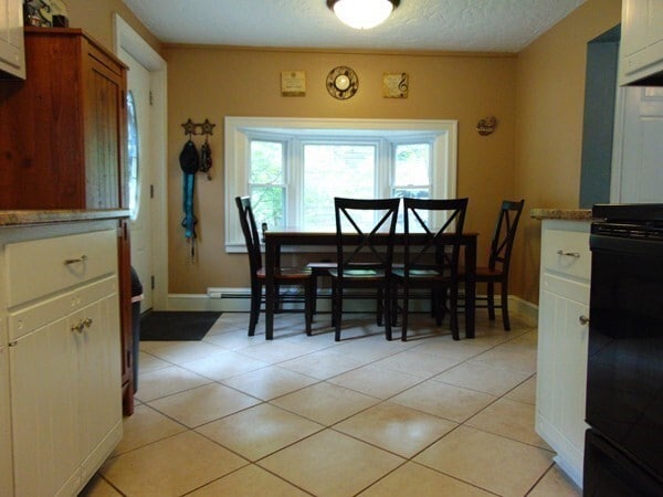 Building Photo - 22 Riverview Dr