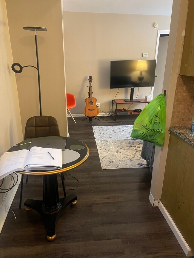 Foto del edificio - 4514 Pine St