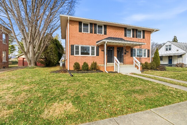 Foto del edificio - 707 Fairview Ave