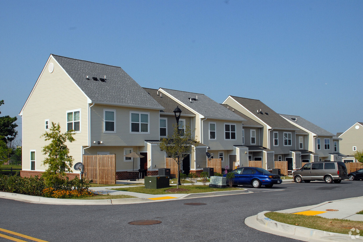 Building Photo - Key's Pointe Residences Townhomes