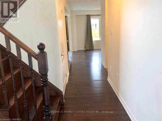 Building Photo - 905 Orr Ct