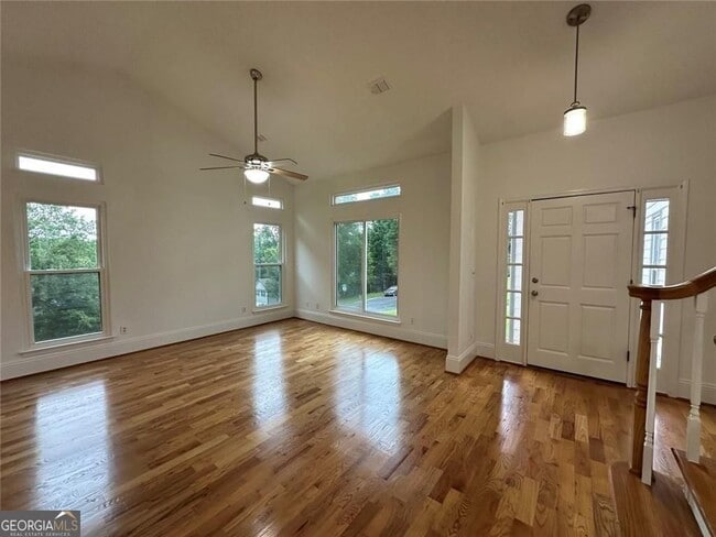 Building Photo - 1290 Sweet Woods Dr