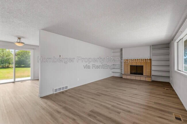 Foto del edificio - 13604 E 5th Ave