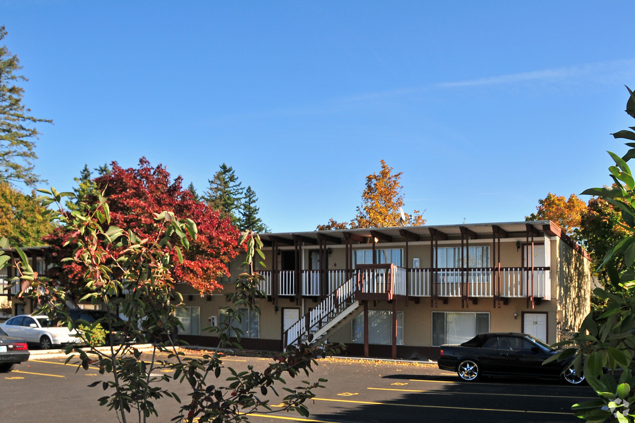 Primary Photo - Villa Stark Apartments