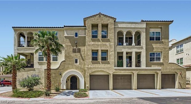 Foto principal - 2555 Hampton Rd