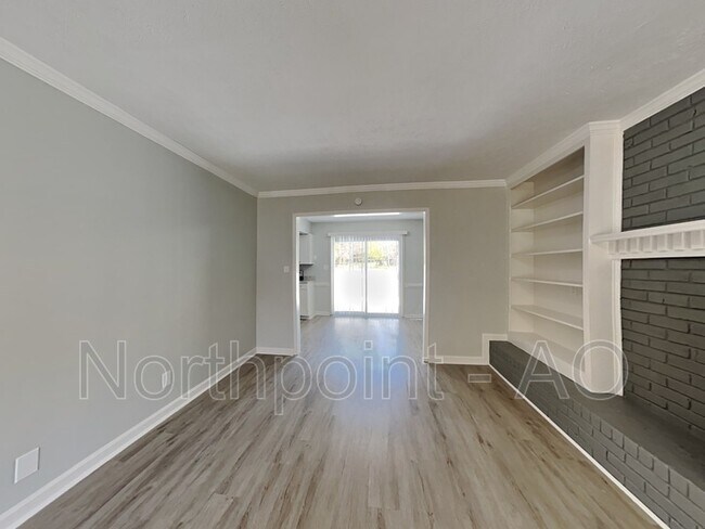 Foto del edificio - 2308 Fairview Rd SE