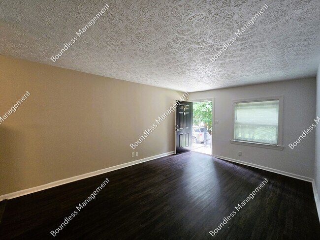 Foto del edificio - 3627 Forrest Park Rd SE