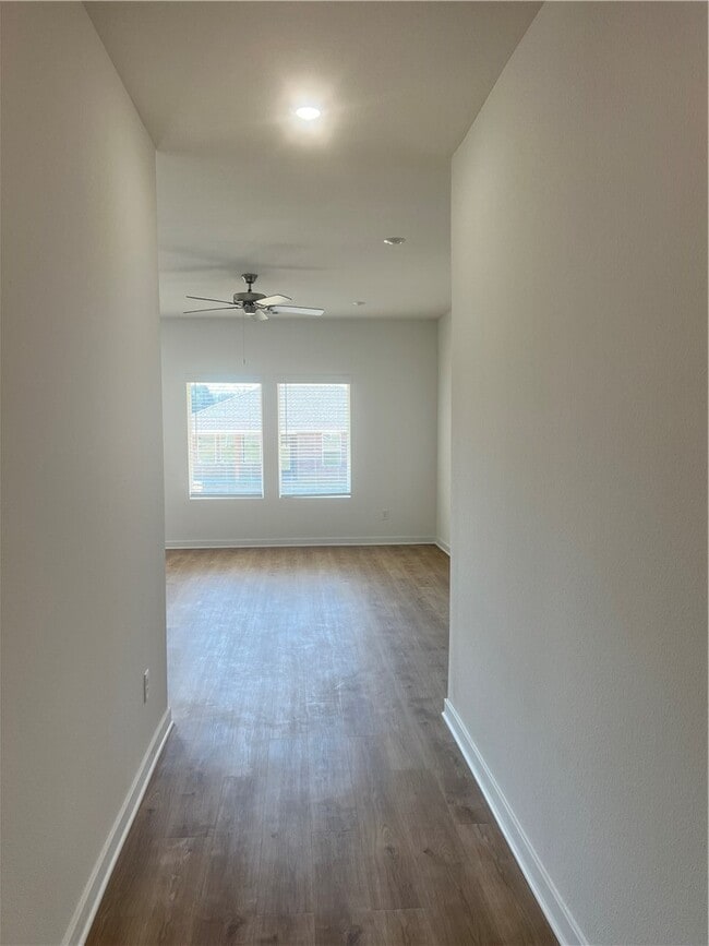 Building Photo - 3031 Amarillo