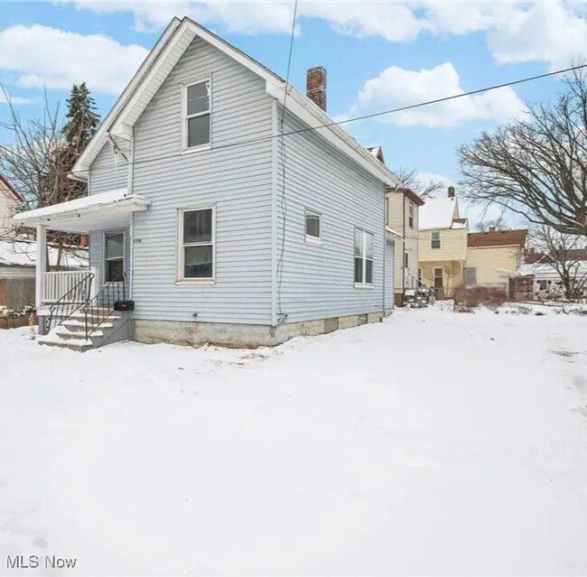 Building Photo - Charming 3-Bedroom Property | WINTERS SPECIAL MOVE-IN OFFER: 20% OFF ON FIRST MONTH RENT