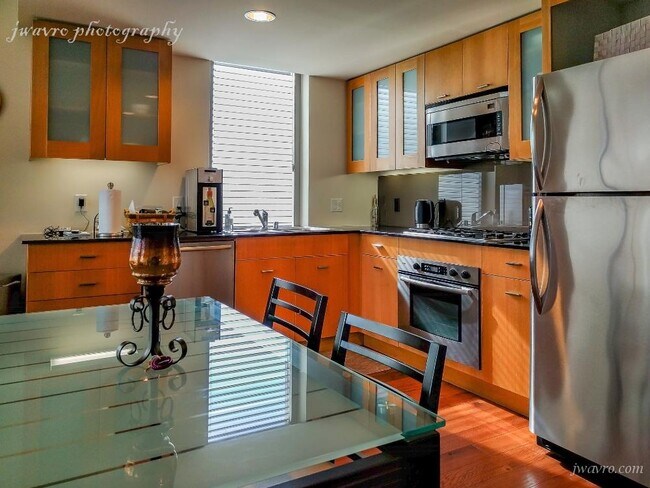 Foto del edificio - 355 1st St