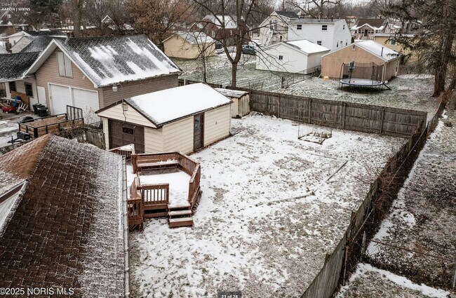 Foto del edificio - 4841 Leamington Ave