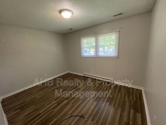 Building Photo - 130 W Braxton Foushee St