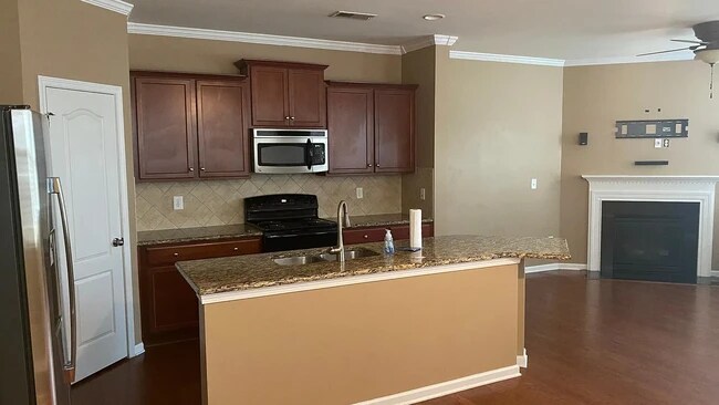 Foto del edificio - 10013 Juniper Trace Drive