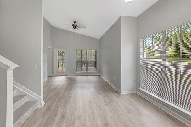 Building Photo - 8205 Downpatrick Ct