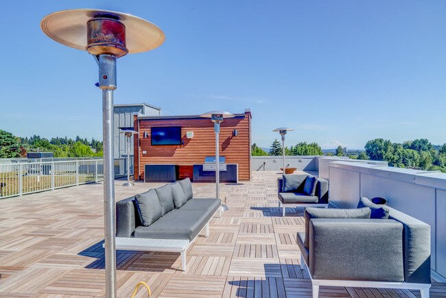 Foto del edificio - 4516 Union Bay Pl NE