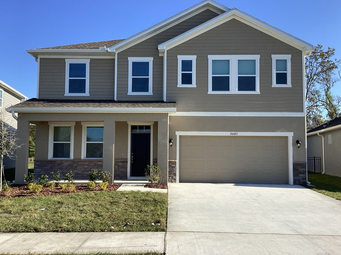 Foto principal - 20423 Calla Lily Dr