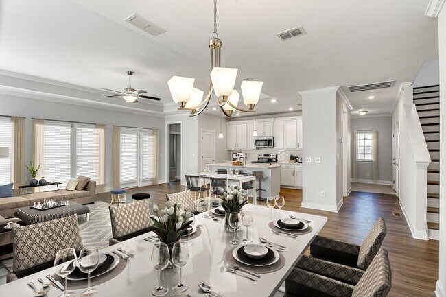 Foto del edificio - 418 Butler Rd