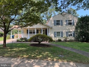 Building Photo - 2234 Senseney Ln