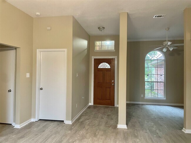 Foto del edificio - 15915 Blue Mesa Ridge Dr