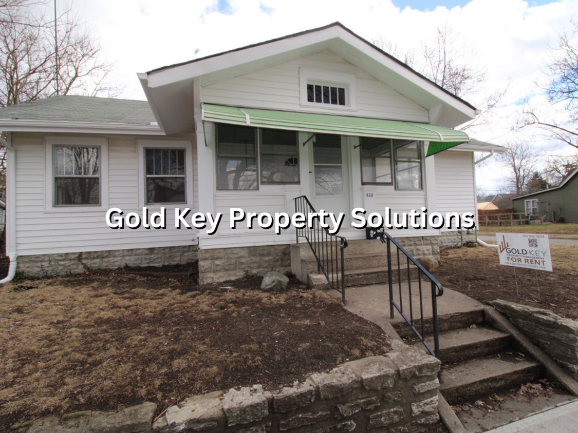 Primary Photo - 3 BR 1 BA House with Enclosed Front Porch ...