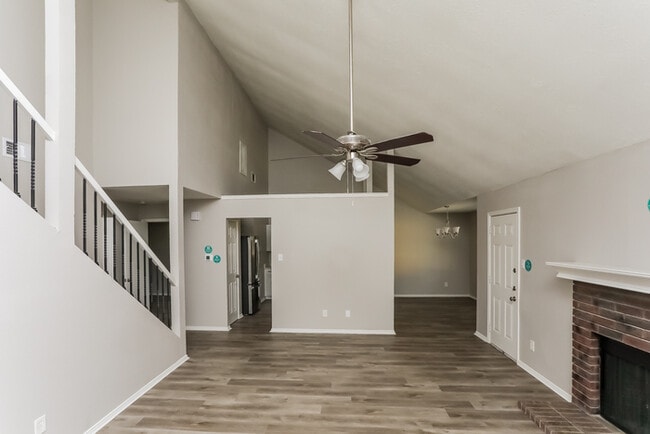 Building Photo - 6504 Pilgrim Ln