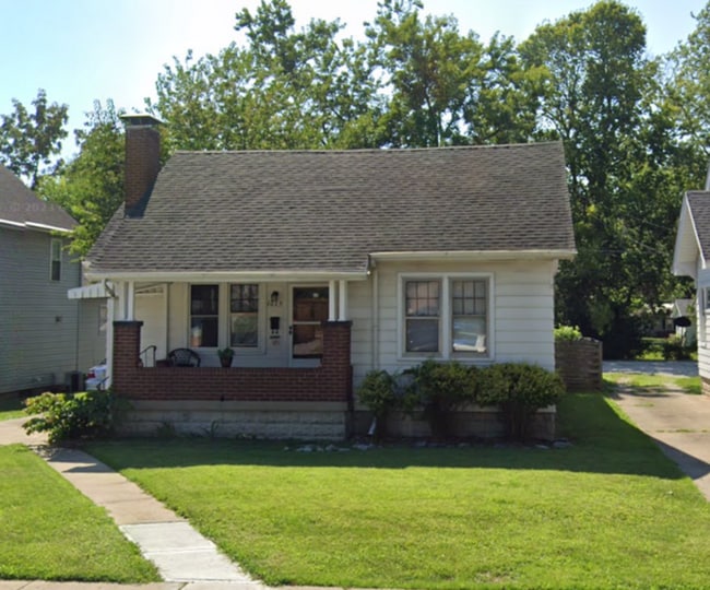 Building Photo - Cute Home on the Southside