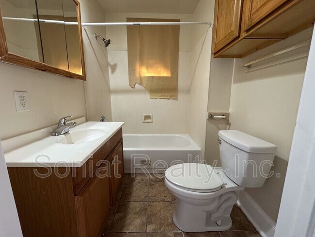 Foto del edificio - 7929 Oleander St