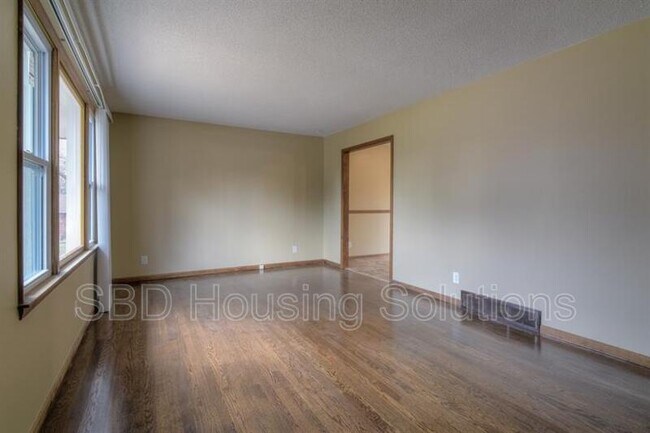 Foto del edificio - 9305 Manchester Ave