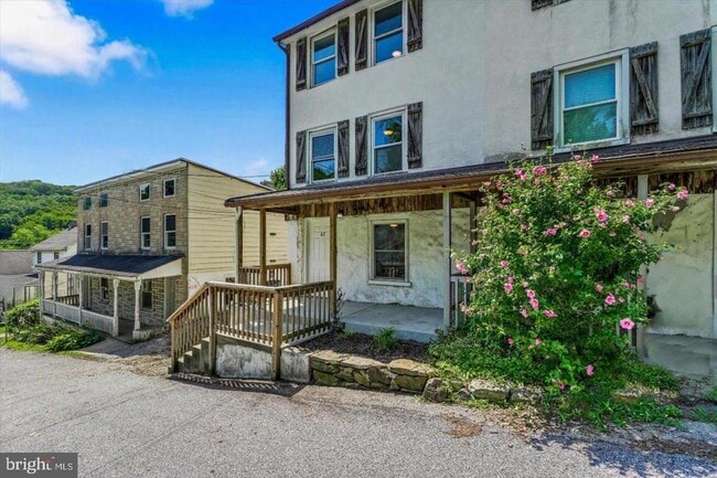 Building Photo - 62 Irish Ln