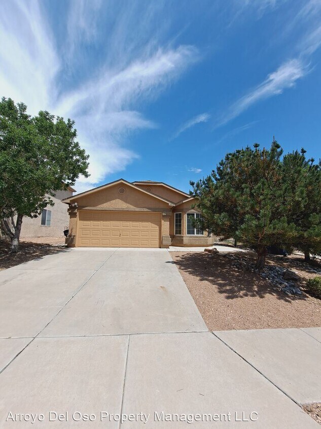 Primary Photo - 3 br, 2 bath House - 2860 Desert Sage Ave SW