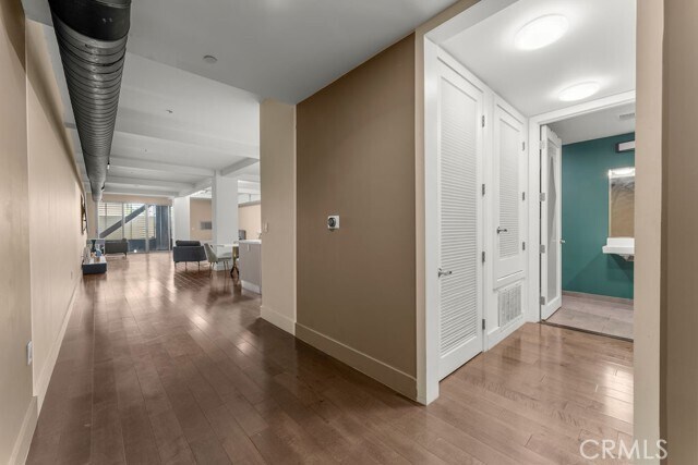 Foto del edificio - 433 Pine Ave
