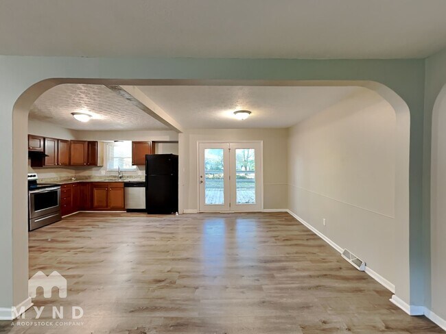 Foto del edificio - 1853 Tamarack Ct N