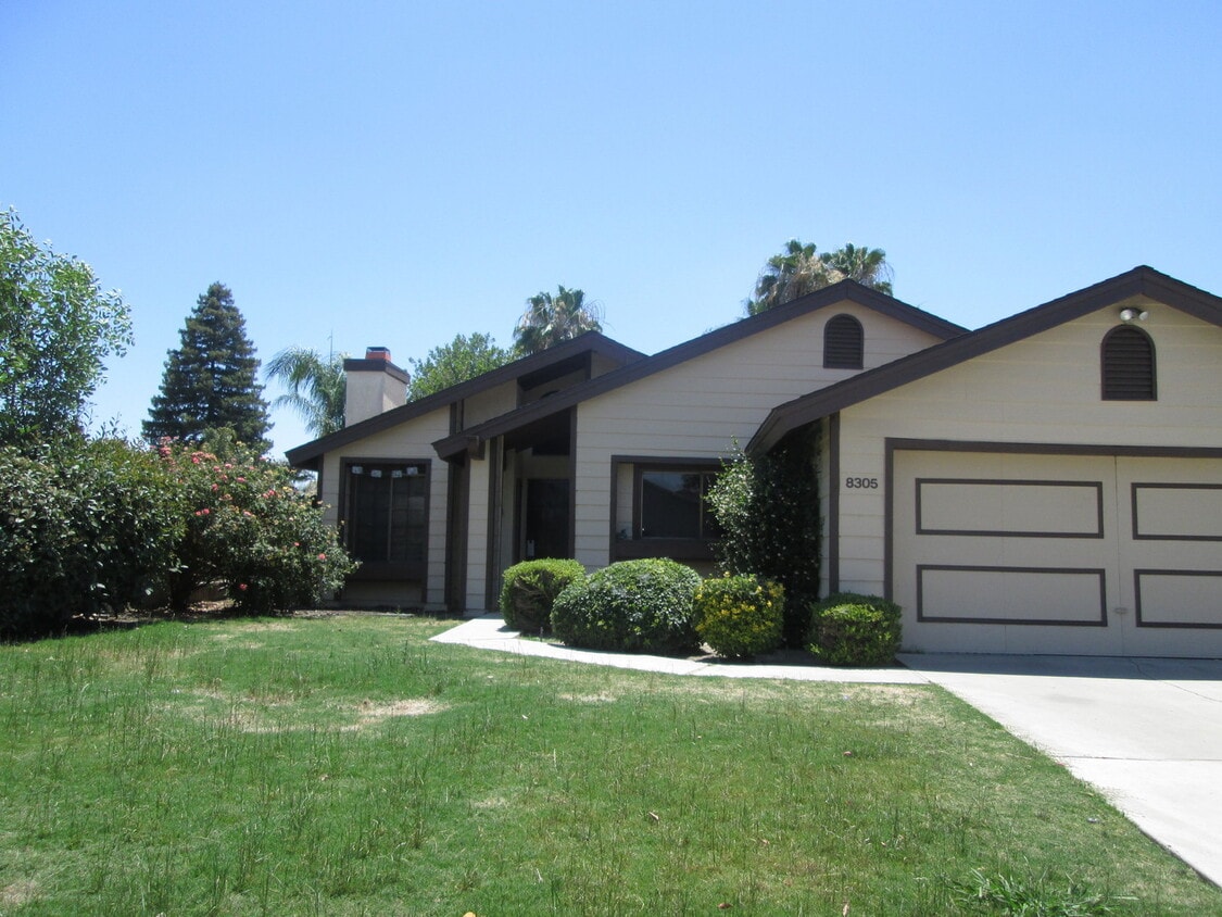 Southwest Bakersfield Home COMING SOON! House Rental in Bakersfield