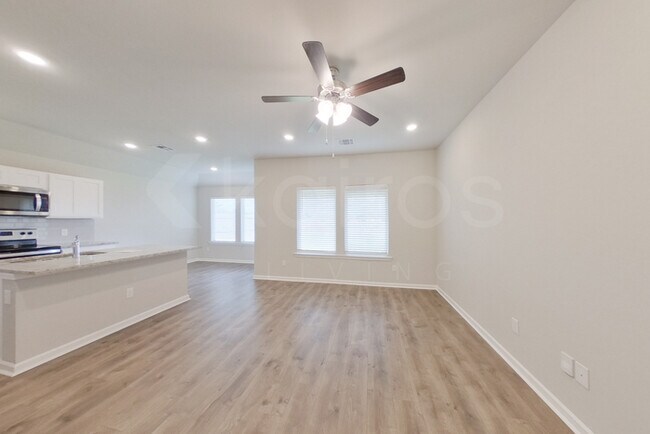 Foto del edificio - 117 Yardley Ct