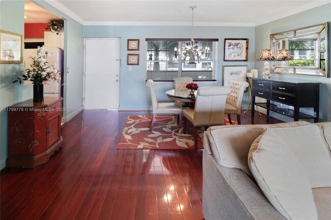 Foto del edificio - 220 Kings Point Dr