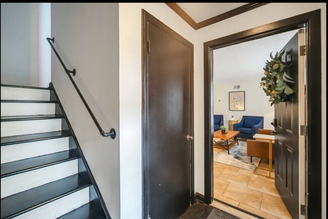 Foto del edificio - Beautifully renovated 2bed 1bath