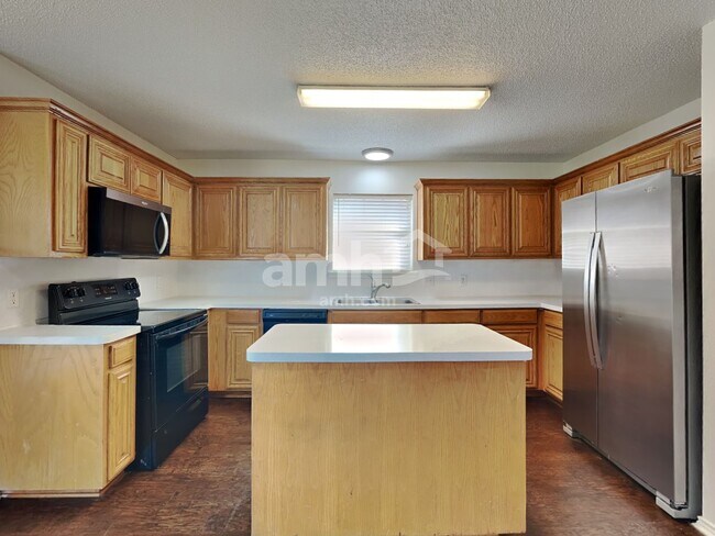 Building Photo - 7919 Mourning Dove Dr