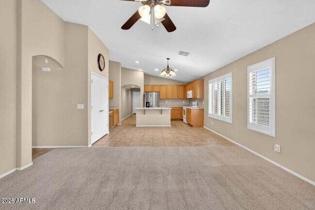Foto del edificio - 42059 W Cheyenne Dr