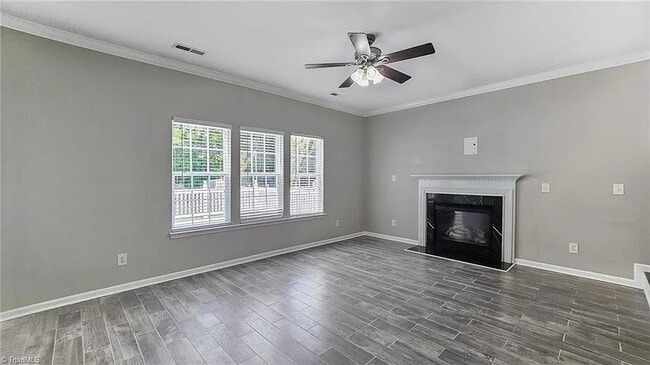Foto del edificio - 4072 Fountain Grove Dr