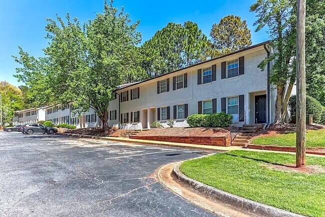 Building Photo - 3515 Creekview Pl