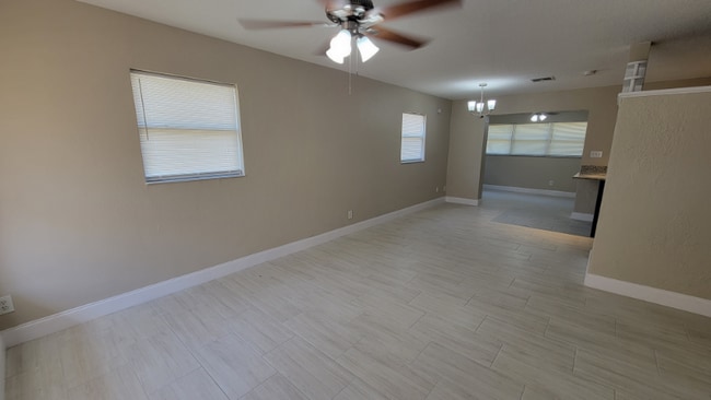 Foto del edificio - 4806 Vanguard St
