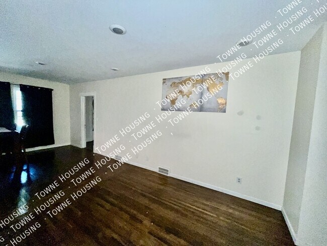 Foto del edificio - 2109 Ferry Ave
