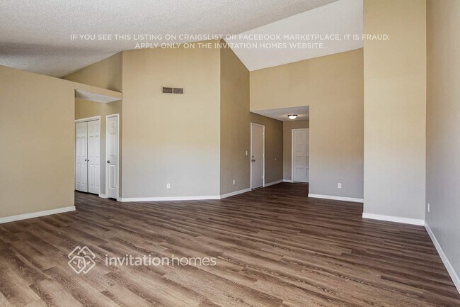 Building Photo - 8939 W Vogel Ave