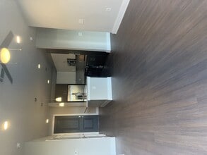 Interior Photo - 915 Glenwood Apartments at Grant Park