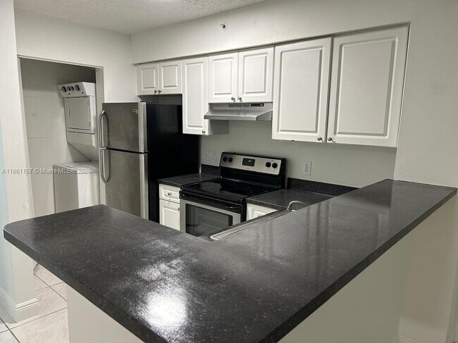 Foto del edificio - 12136 Saint Andrews Pl