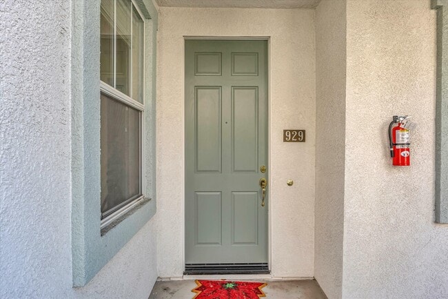 Photo - 929 Monarch Cir Townhome