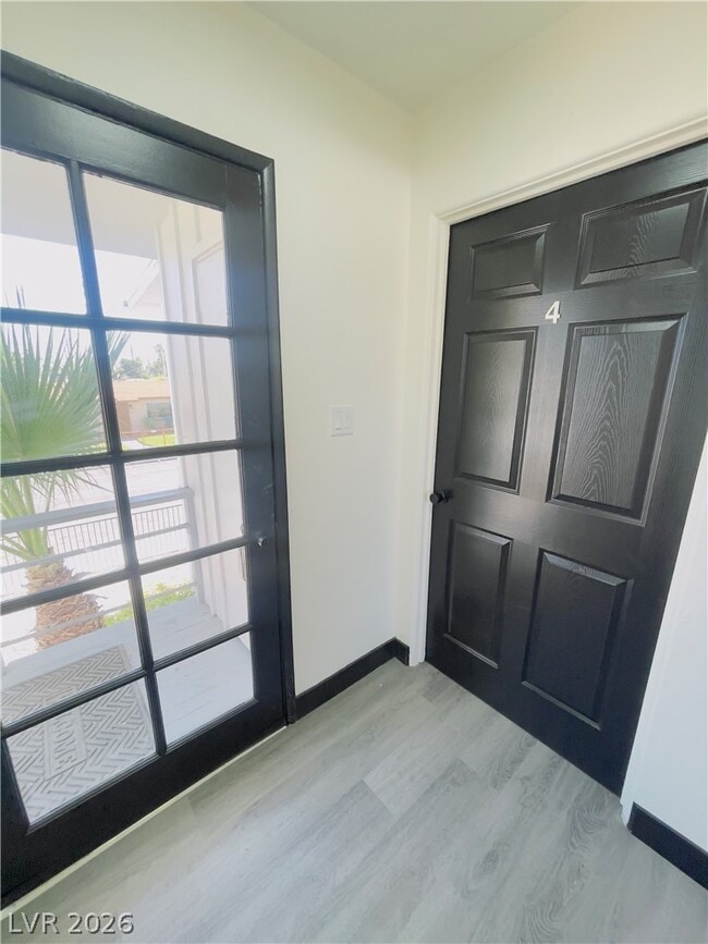 Foto del edificio - 2317 Santa Rita Dr