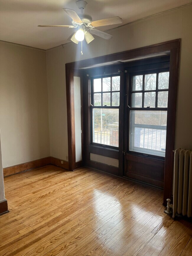 Foto del edificio - 2135 W Juneau Ave